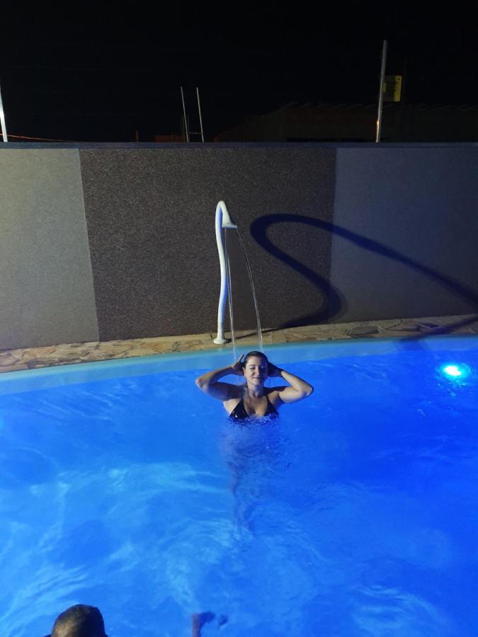 Condominio Sophia Silva Olímpia エクステリア 写真